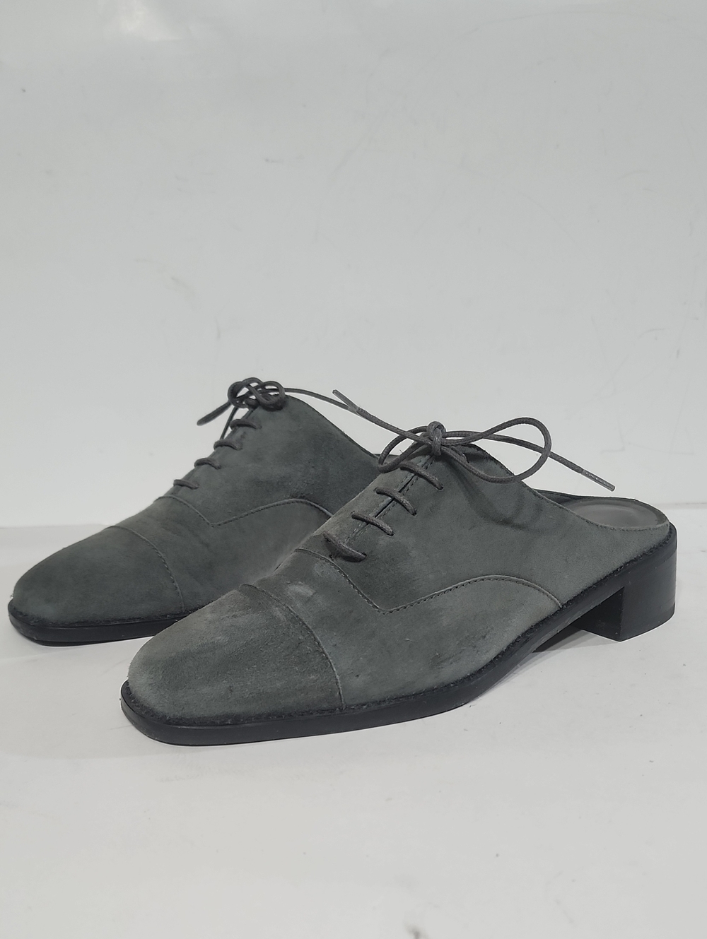 Stuart Weitzman Lace Up Gray Suede Mules. Size 7